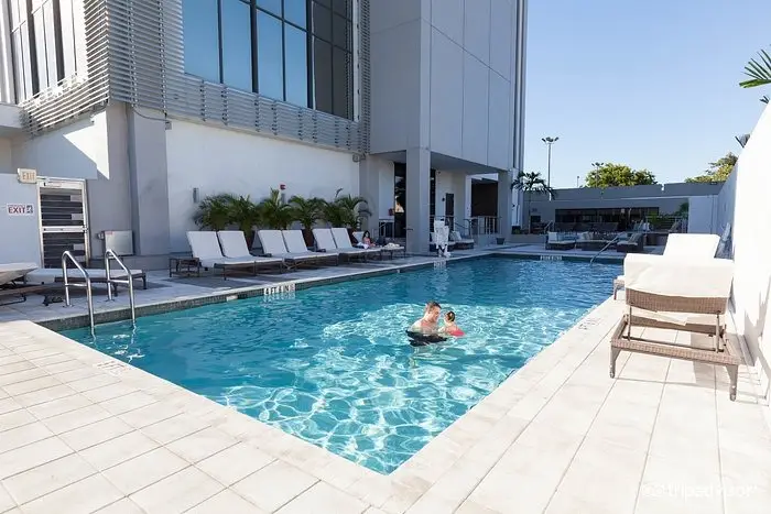 EB Hotel Miami Airport swimming pool view
