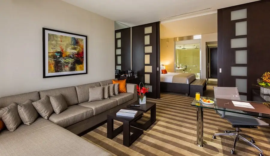 EB Hotel Miami Airport Interior view