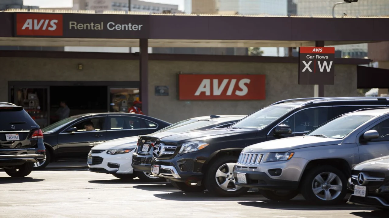 Avis Car Rental at Miami Airport: Location, Renting Process & Vehicle Options