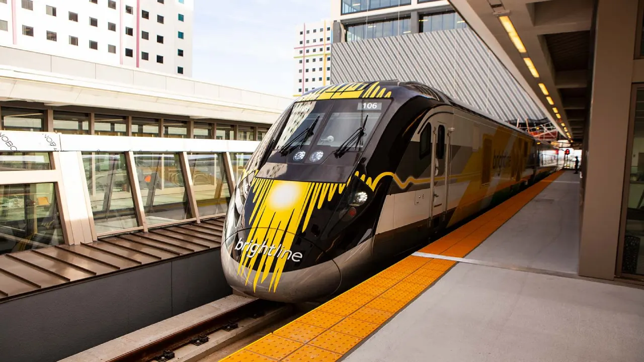 Does Brightline Go to Miami Airport? Shuttle Details, Travel Options & Transit Guide