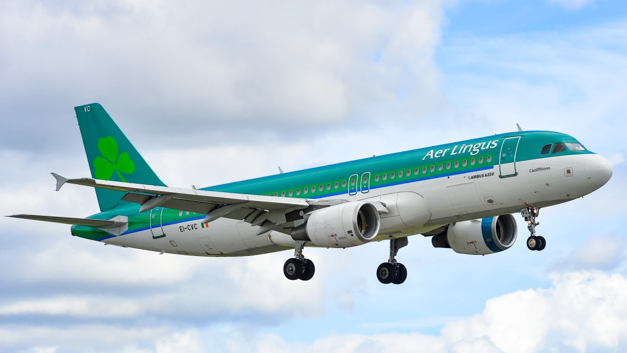Aer Lingus Airlines At Miami International Airport Terminal
