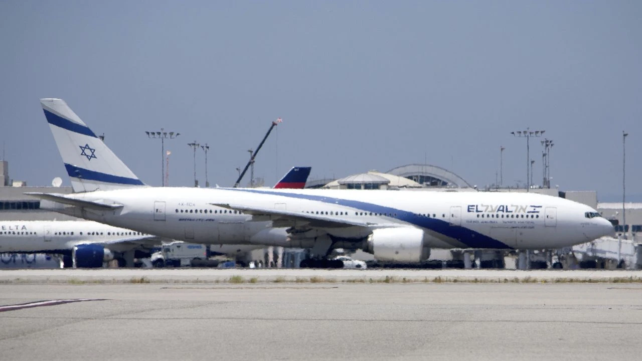 El Al departures and arrivals at Miami Airport Terminal