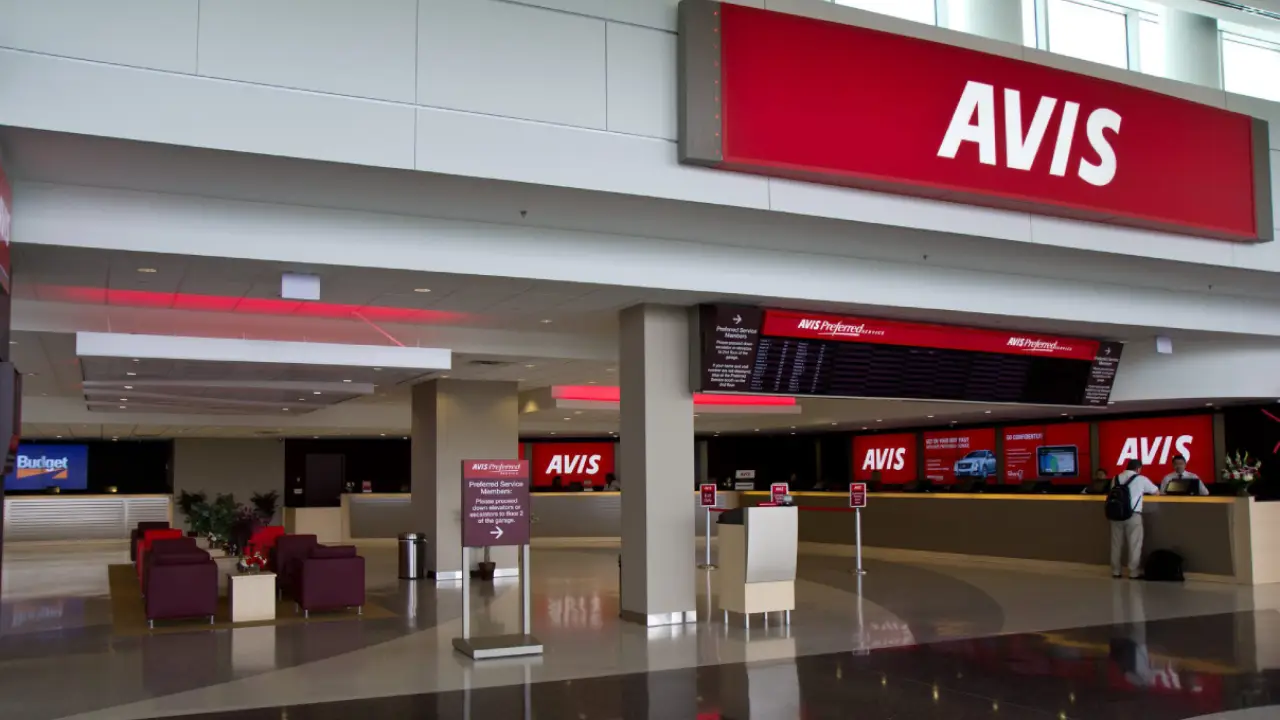 avis car rental miami intl airport
