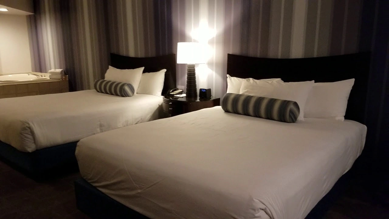 Premium Queen Rooms
