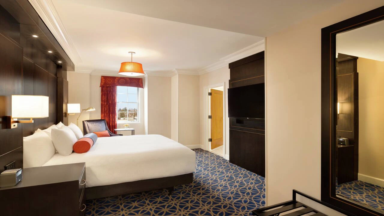 King Suite Mobility Accessible